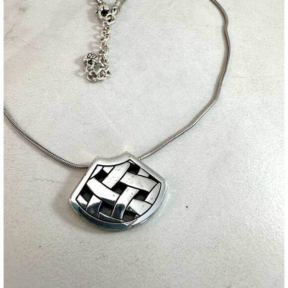 Brighton Via Veneto Weave Silver Toned Reversible Necklace Preowned - Picture 5 of 8
